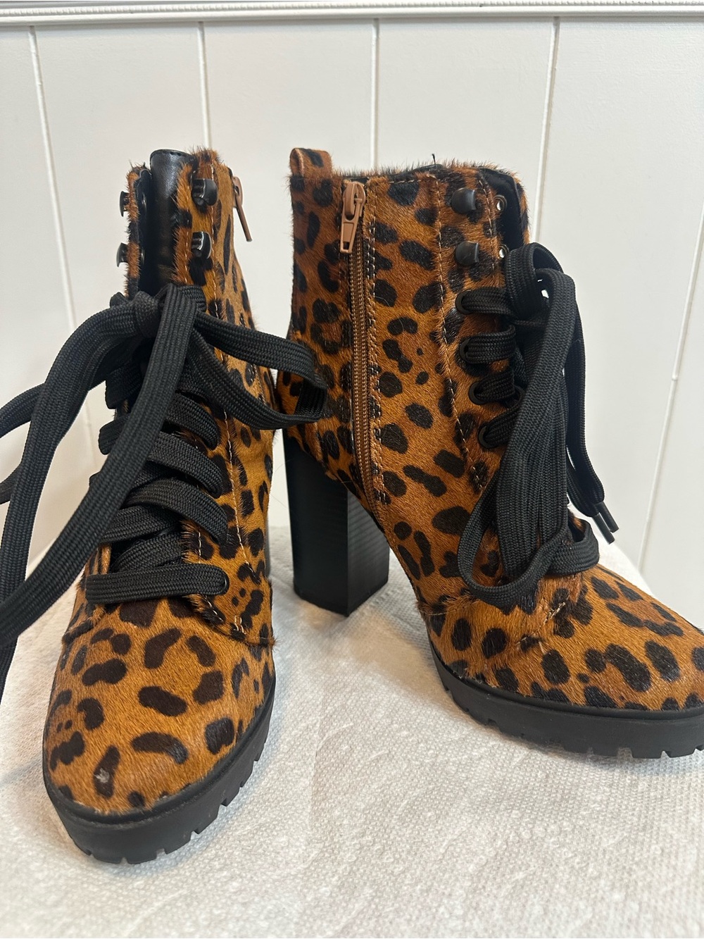 Express Leopard Lace-Up Block Heel Ankle Boots - Brown/Black